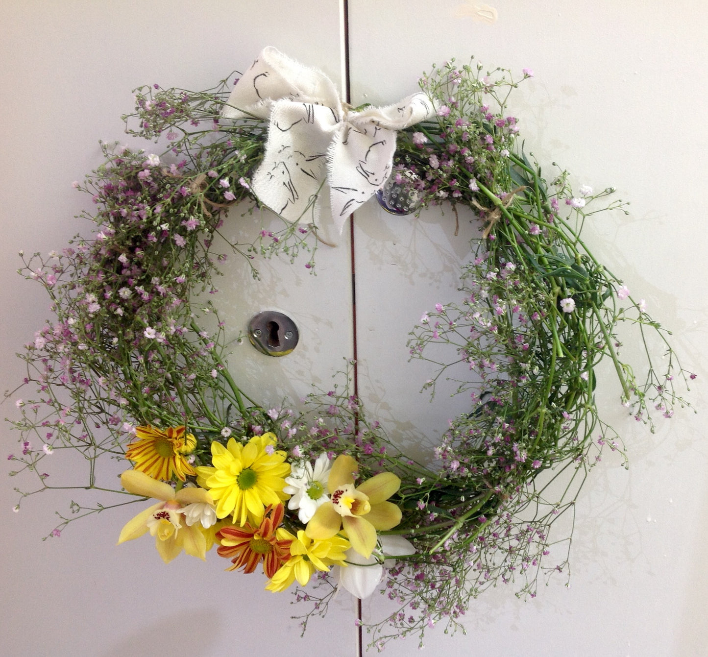 Spring living wreath